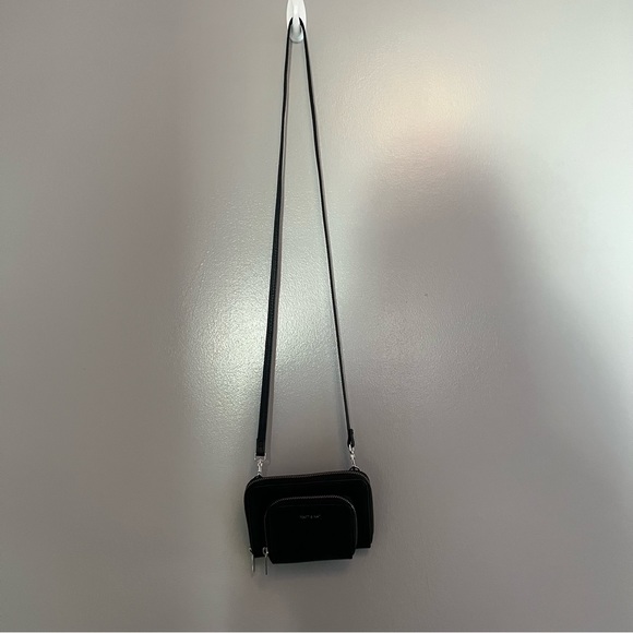 Matt and Nat small Crossbody bag - Picture 4 of 7